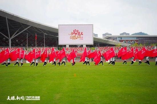 　　　　2、白嘉轩的味道和小说纷歧样了　　　　在小说里，作者是对白嘉轩有着褒义的，固然是个农人，可是他宽大旷达，沉稳，其实不呆板，意味了一种朴实的原生之美。